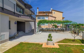 Amazing Apartment In Rovinj With Kitchen